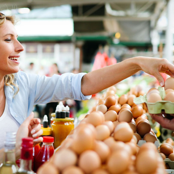 Picking produce at farm shop - Agrisure, Farm & Agricultural Insurance